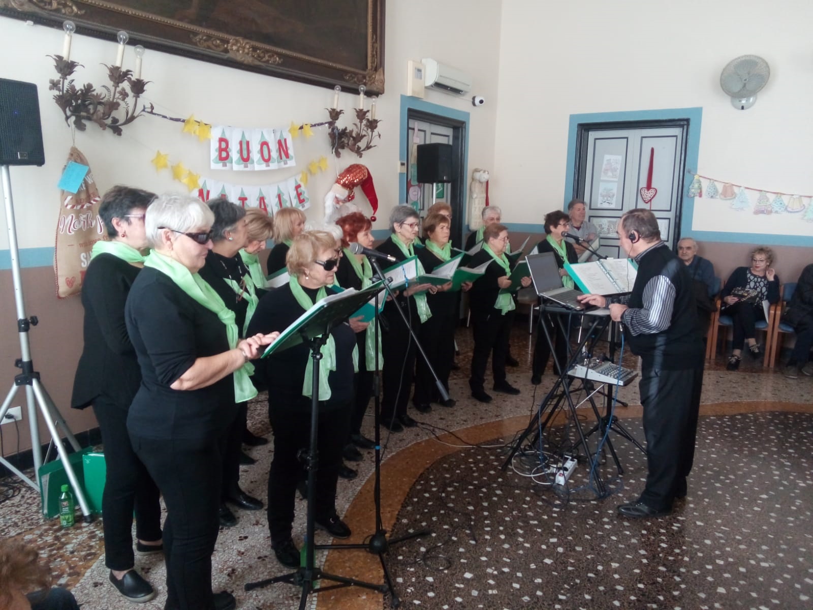 Concerto natalizio al Centro anziani